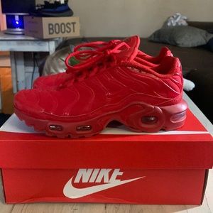 Nike Airmax plus gs 5.5 Red on Red